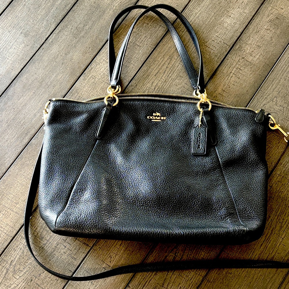 Coach Black Leather Shoulder Bag